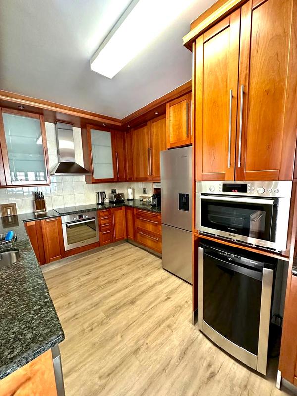 To Let 3 Bedroom Property for Rent in Hout Bay Western Cape